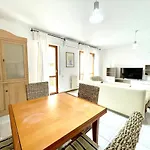 Apartment Spacious Hub, Cagliari,quartu Sant'elena, Sardegna Quartu SantʼElena