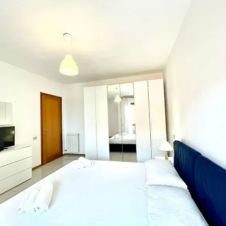 Spacious Hub, Cagliari,quartu Sant'elena, Sardegna *