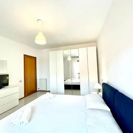 Spacious Hub, Cagliari,quartu Sant'elena, Sardegna *