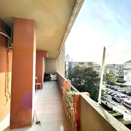 Lejlighed Spacious Hub, Cagliari,quartu Sant'elena, Sardegna *